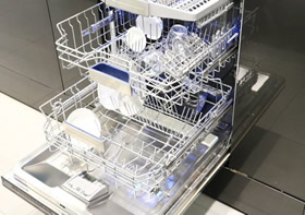 franke洗碗机 符合人工程学设计